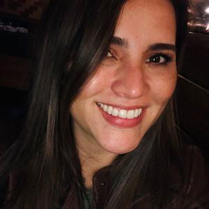 Meet your Posher, Ana